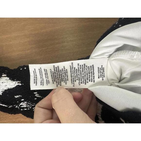 NWT Avec Les Filles Crochet Knit Cropped Tank In Black/White Women’s size XL/XXL - Picture 6 of 12